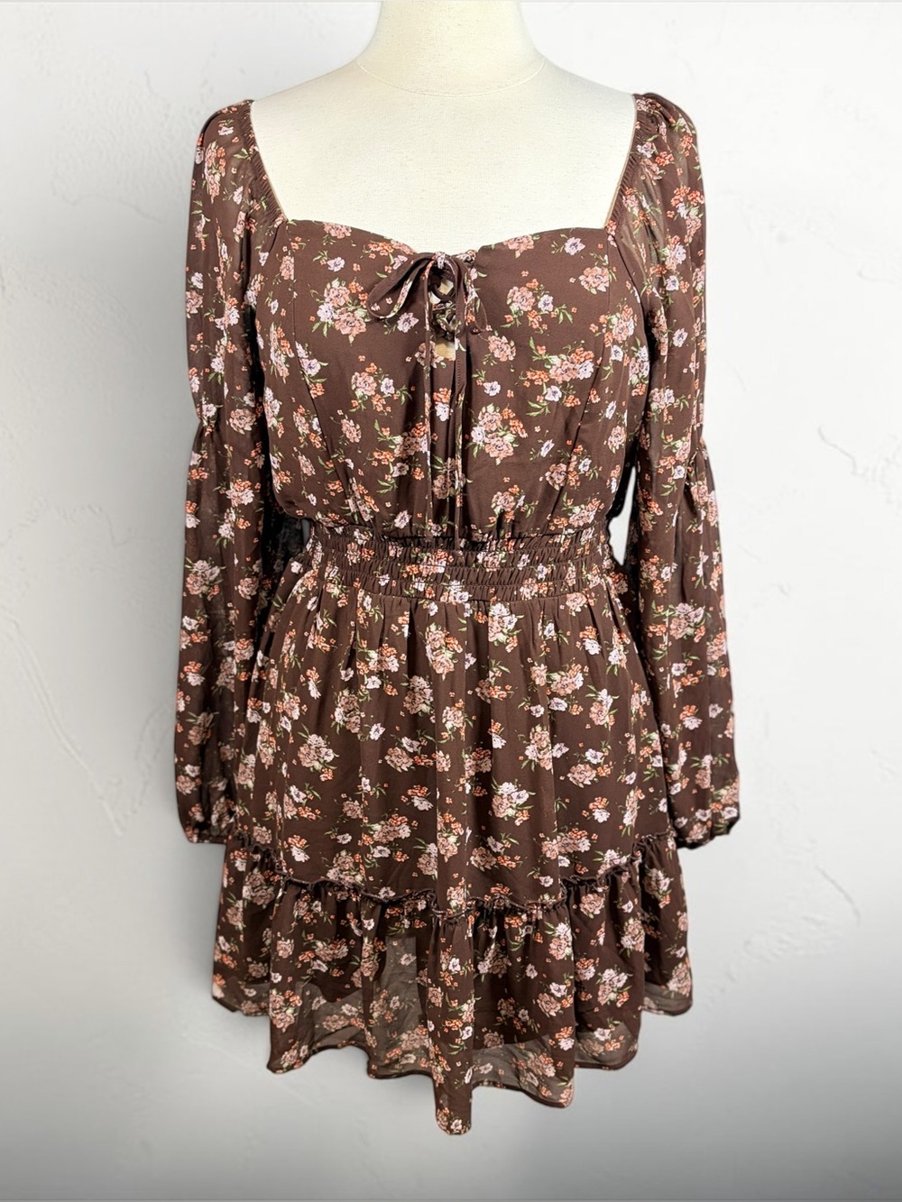 LIVE TO BE SPOILED Y2K Brown Chiffon Pink Floral Long-Sleeve Ruffled Mini Dress‎